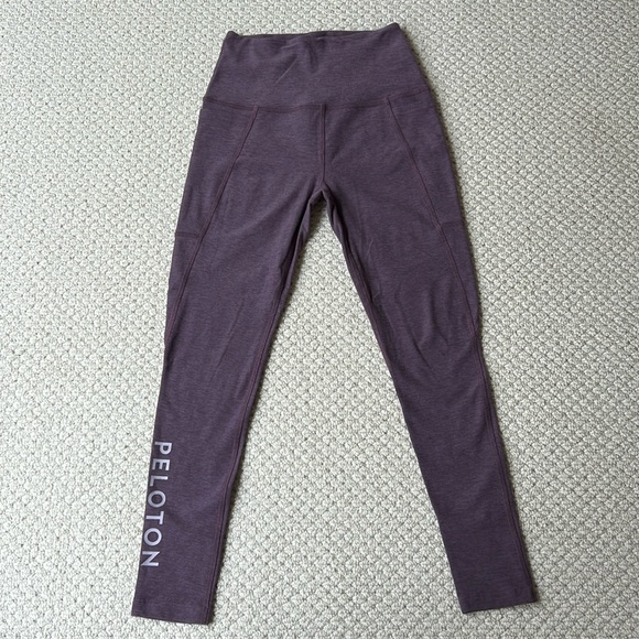 EUC Peloton x Beyond Yoga leggings size Small - Picture 1 of 7